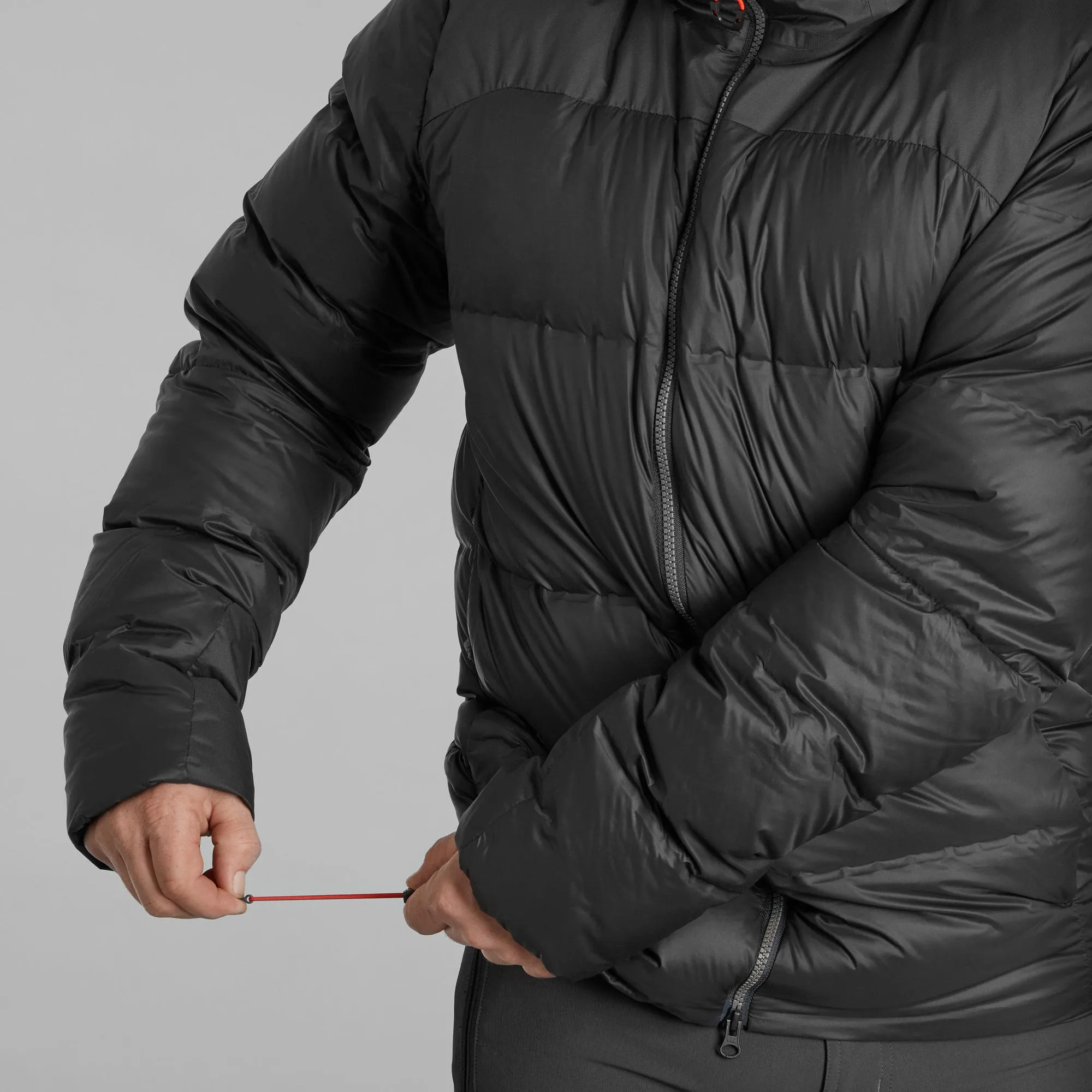 Forclaz Men's MT900 Hooded Down Puffer Jacket
