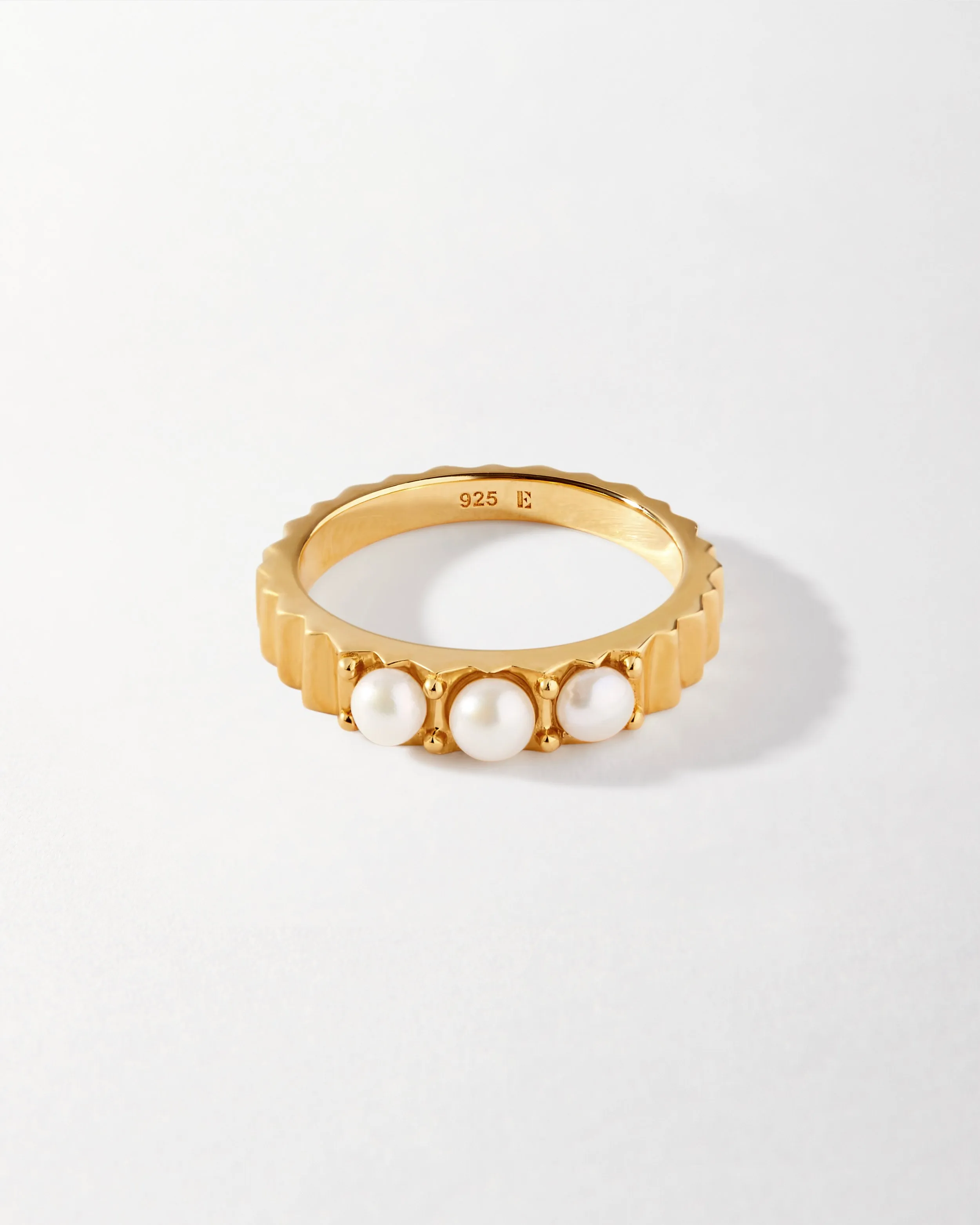 Mirage Pearl Ring